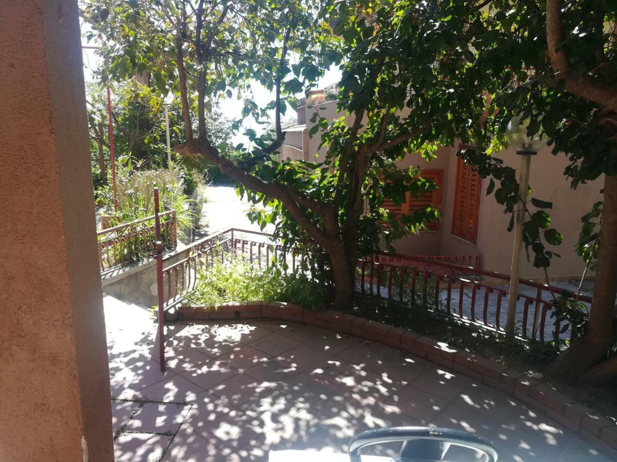 Elegance Apartment Taormina Letojanni Ngoại thất bức ảnh